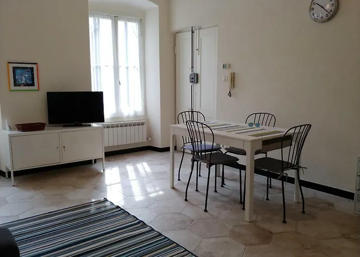 Casa Dipinta Feriehus *